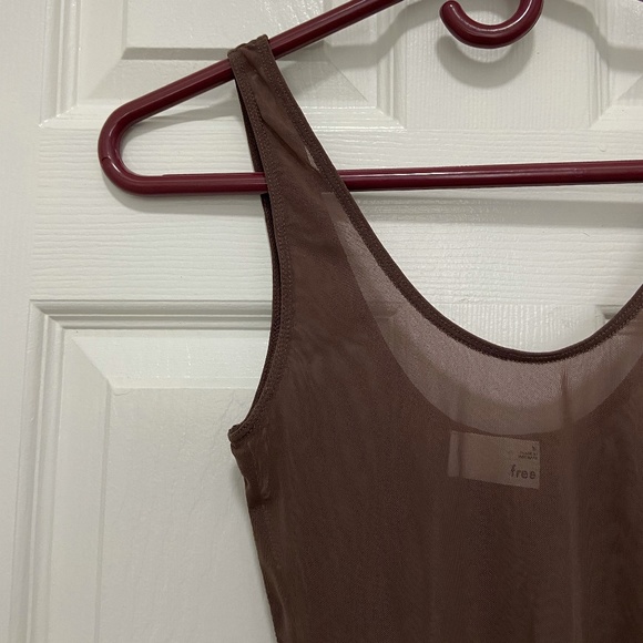 FREE WITH $15+ PURCHASE // Wilfred Free Sheer Bodysuit - Picture 2 of 9